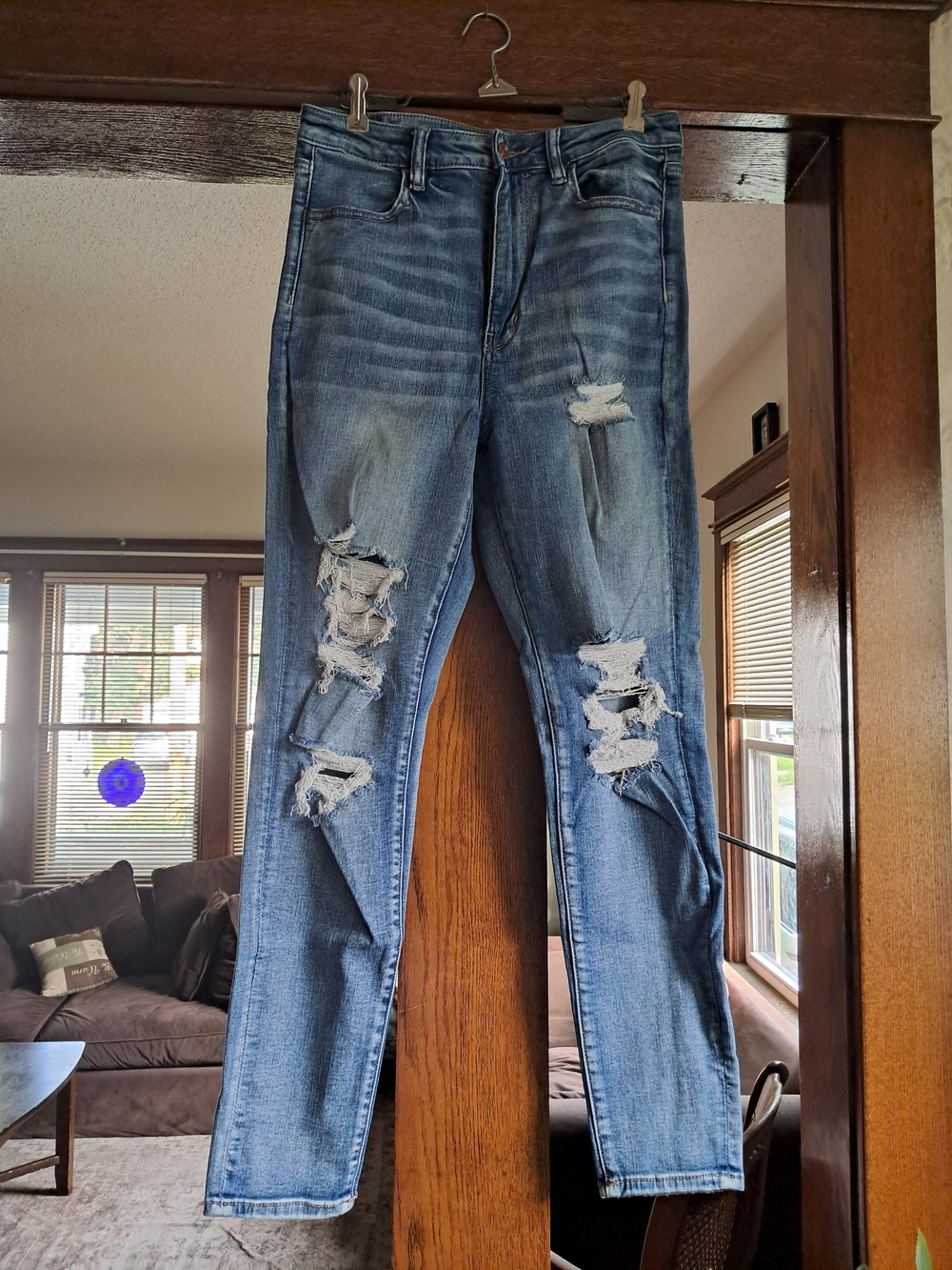 American Eagle Outfitters Distressed Light Blue Skinny Jeans
